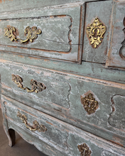Load image into Gallery viewer, French Dresser