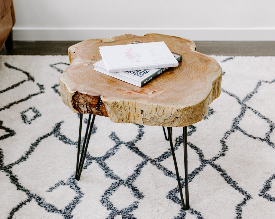 <img src="liveedgetablewithhairpinlegs_projects.png" alt="Rogala Design live edge table with hairpin legs">