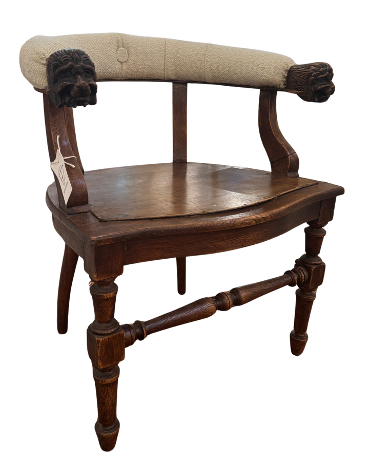 Regency Wooden Tub Armchair with Carved Lion Heads