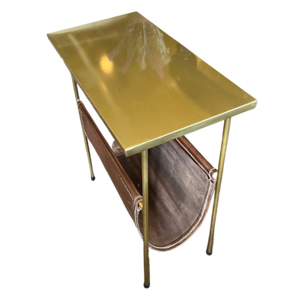 Magazine rack table