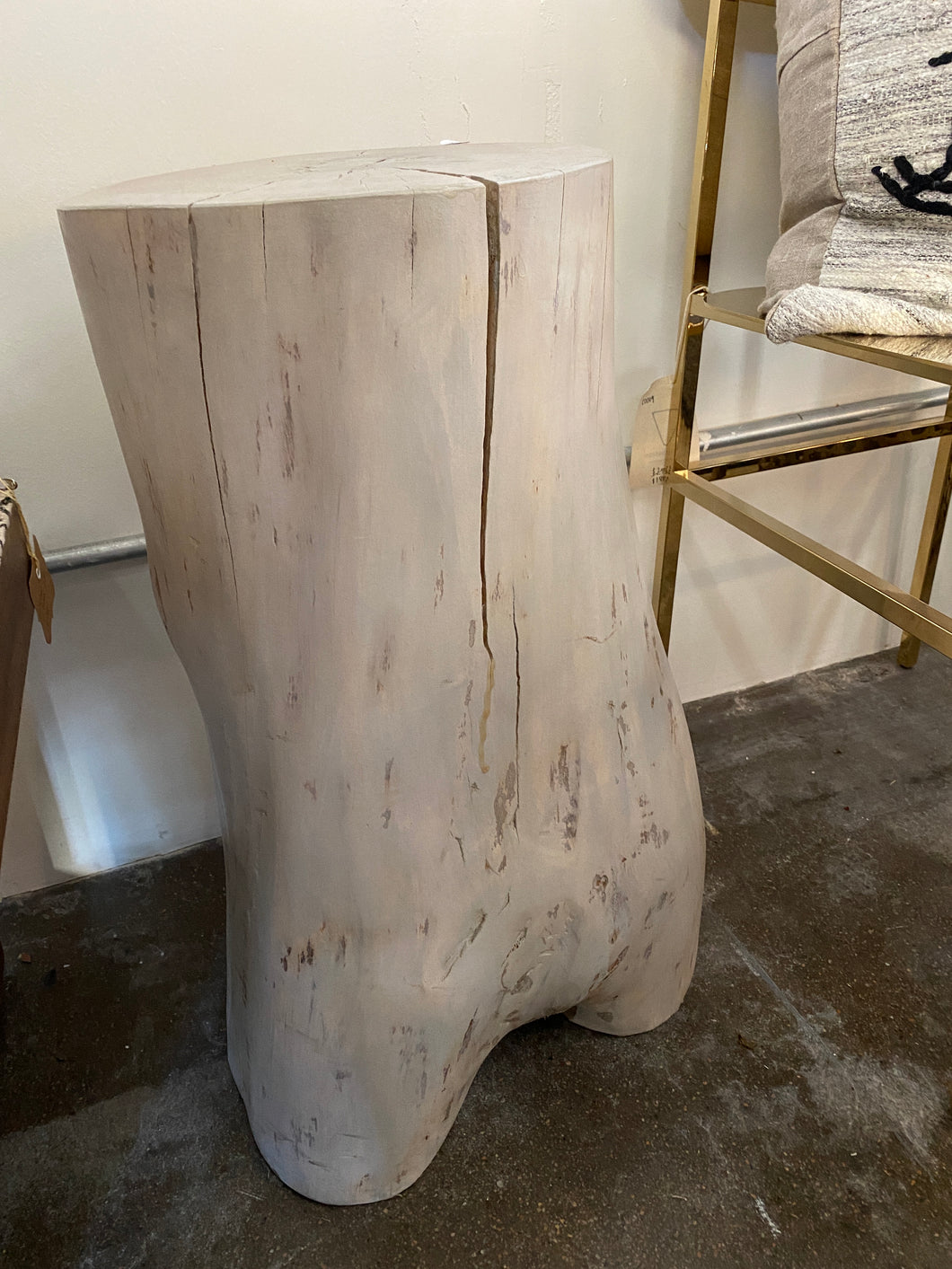 White wash stump