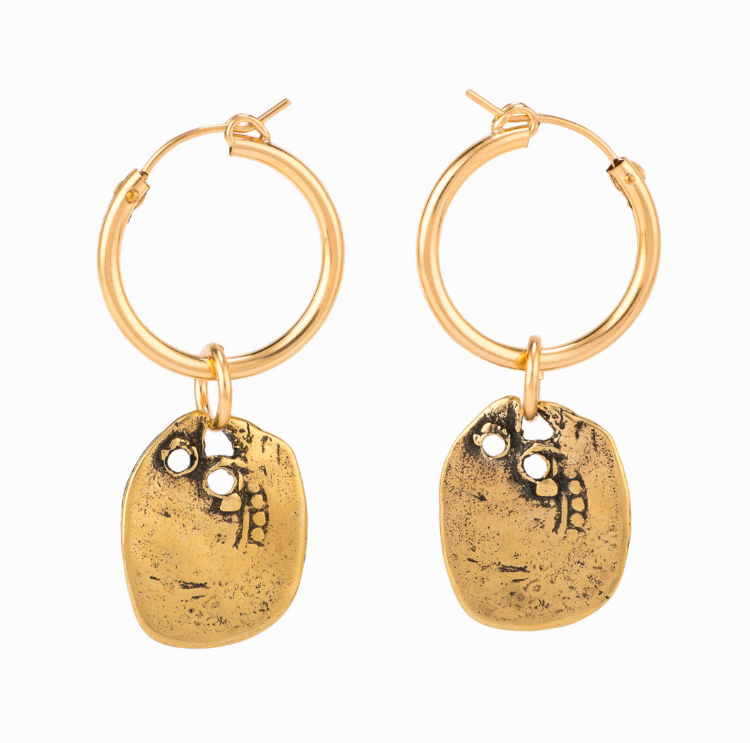 Clover gold hoop earrings